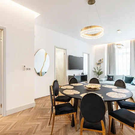 Four Bedrooms Luxury Design Apartment At Fashion Street Budapest Exterior photo