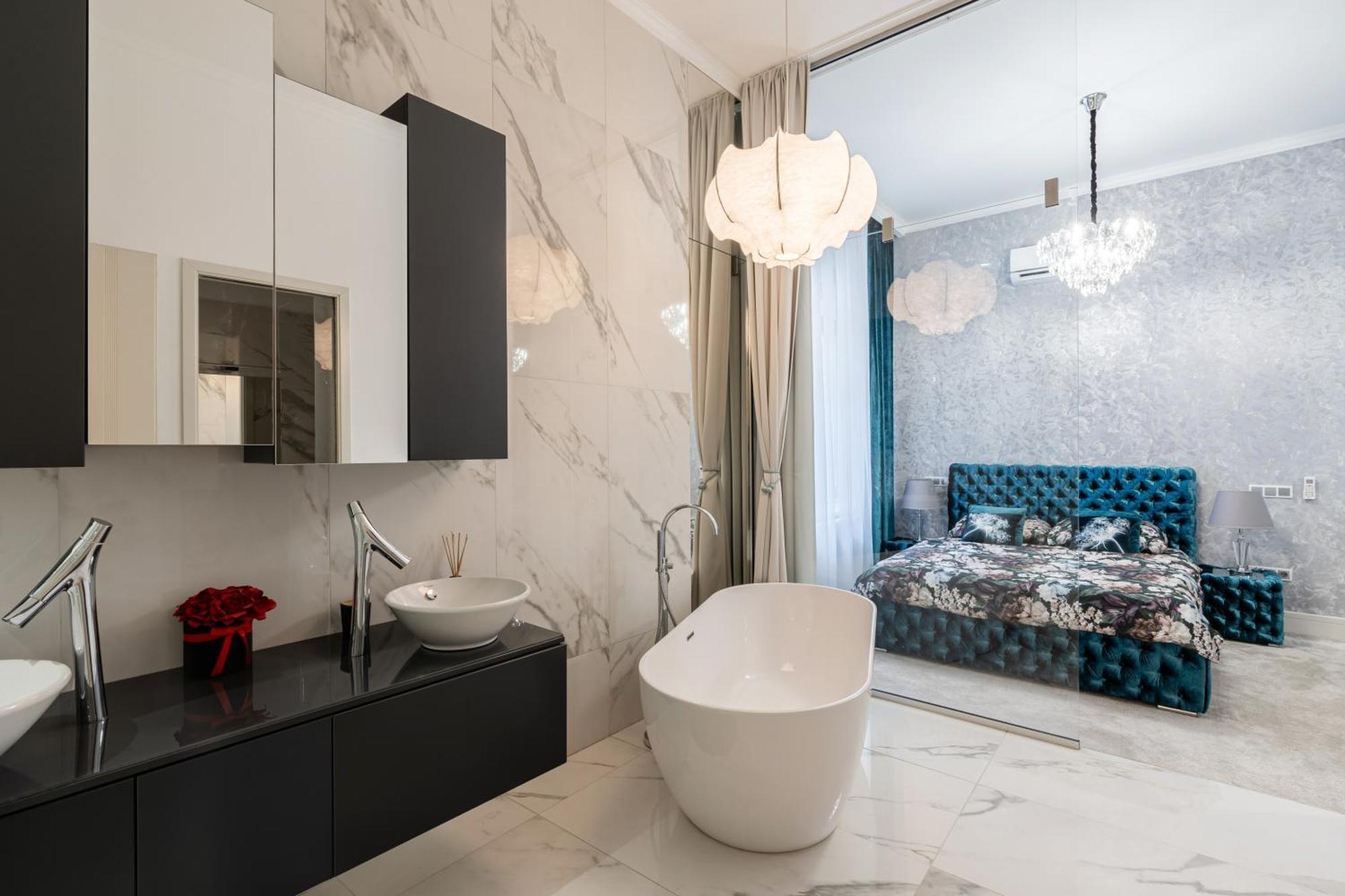 Four Bedrooms Luxury Design Apartment At Fashion Street Apartament